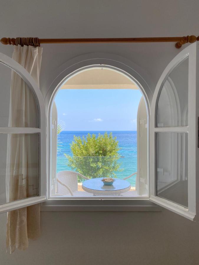 Apartamento Beautiful House In Front Of The Sea Gazi Exterior foto