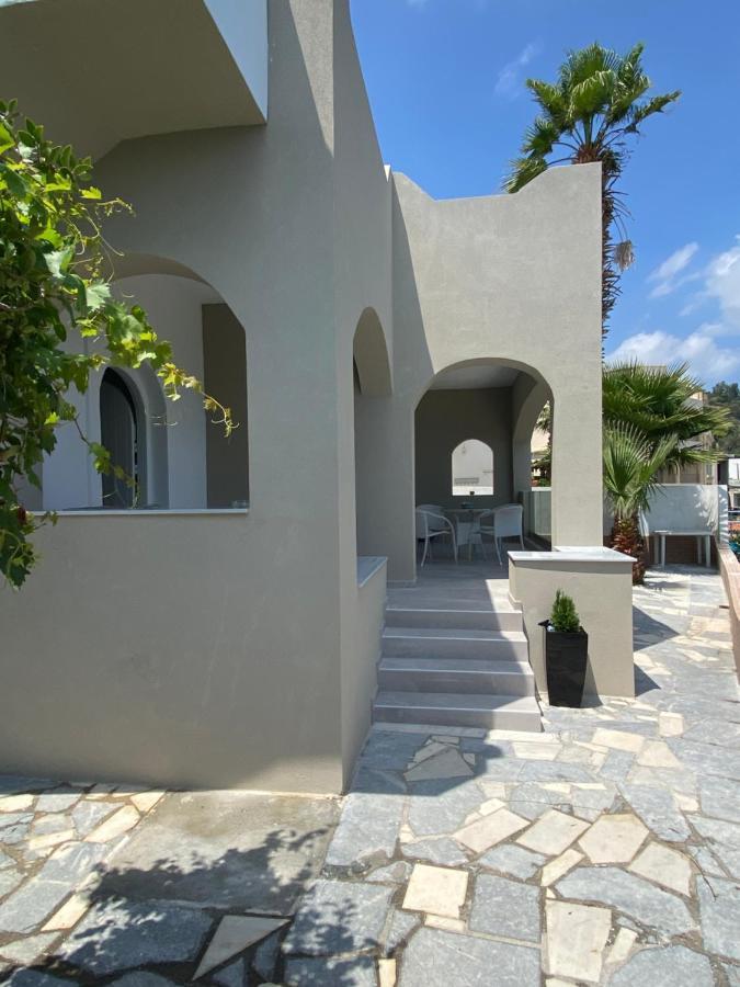 Apartamento Beautiful House In Front Of The Sea Gazi Exterior foto
