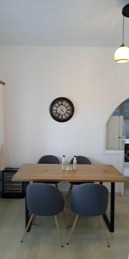 Apartamento Beautiful House In Front Of The Sea Gazi Exterior foto