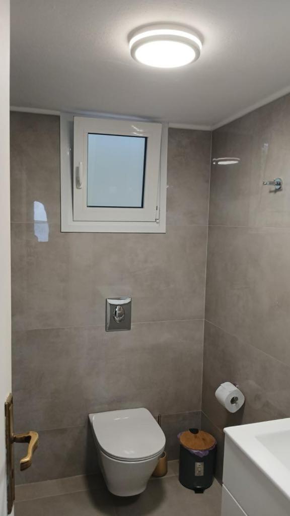 Apartamento Beautiful House In Front Of The Sea Gazi Exterior foto